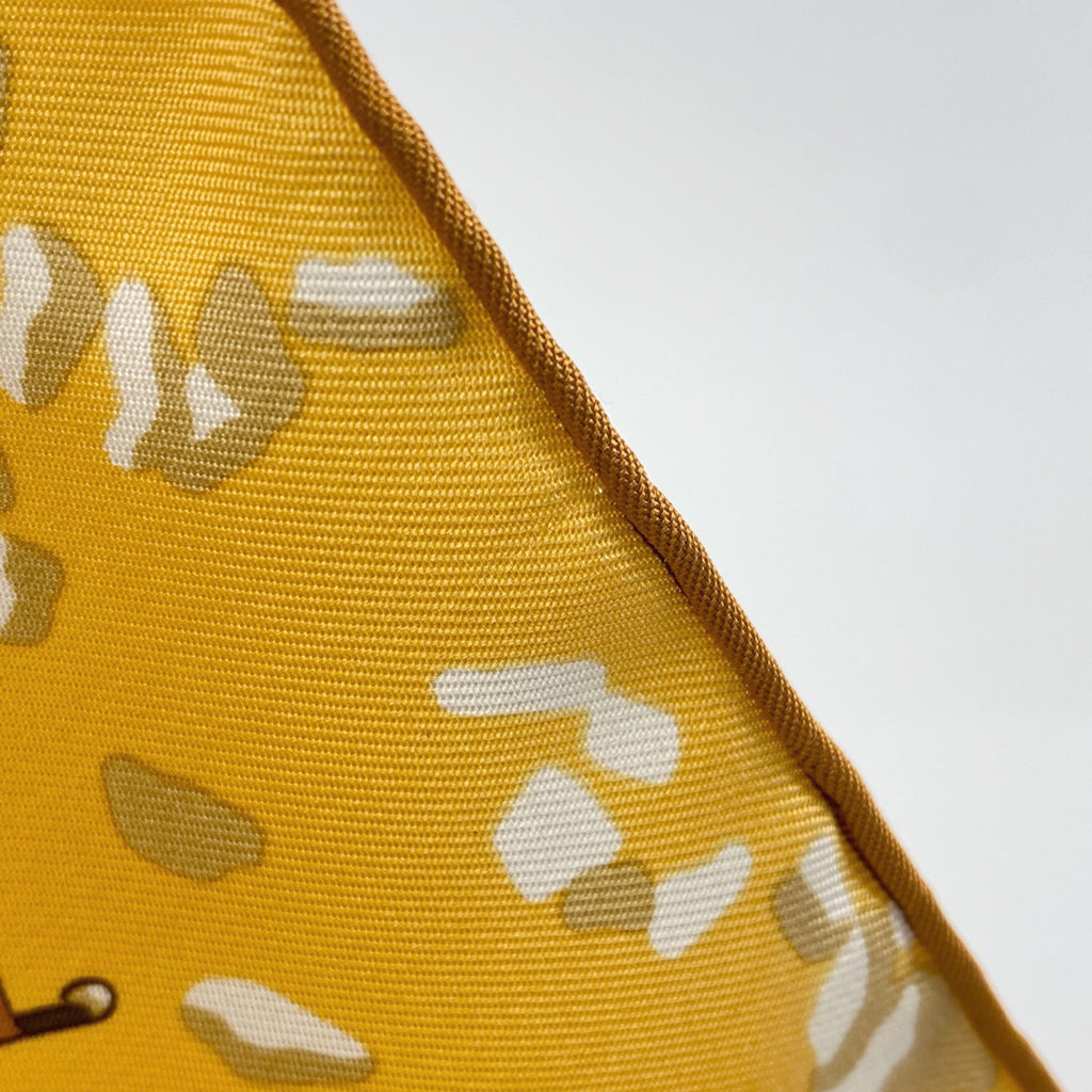 エルメス プチ カレ Noel au 24 Faubourg フォーブル24番地のクリスマス スカーフ シルク ブラウン マルチカラー レディース 【中古】brbag