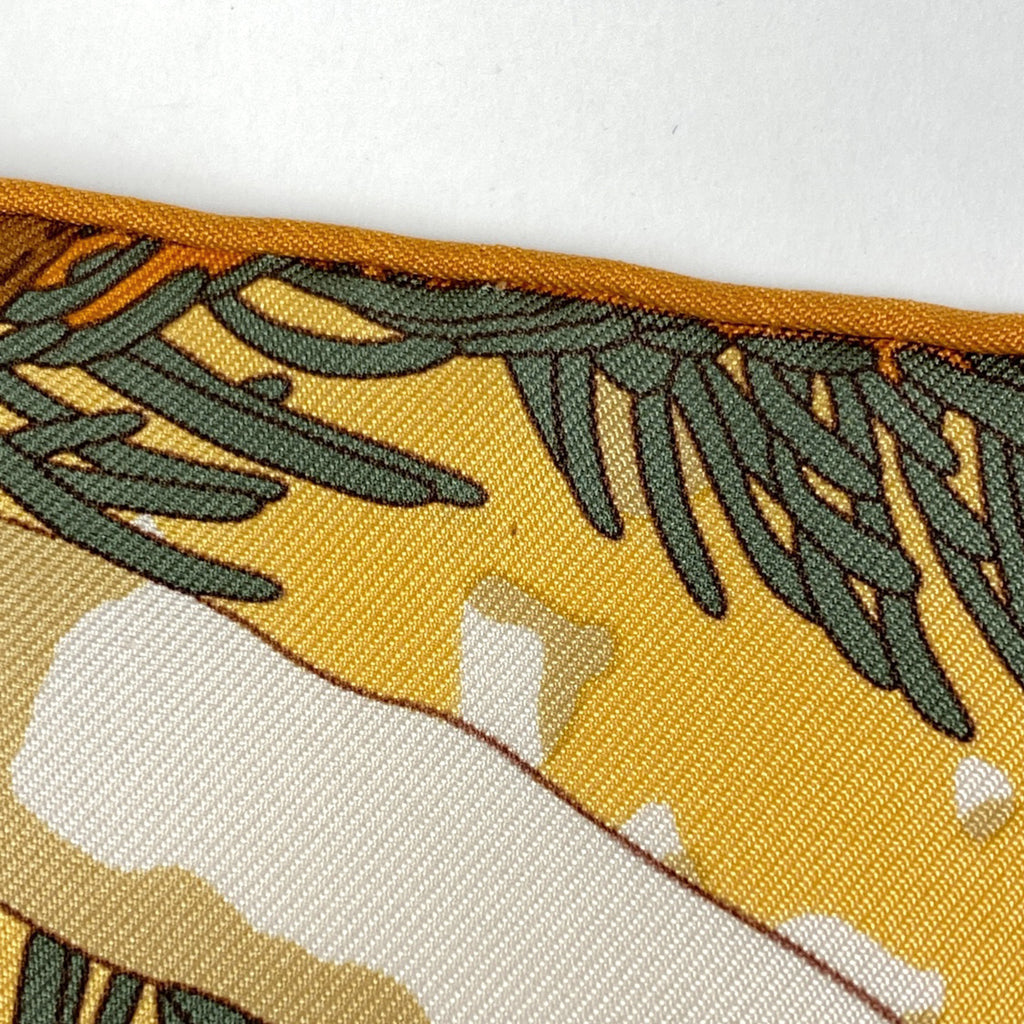 エルメス プチ カレ Noel au 24 Faubourg フォーブル24番地のクリスマス スカーフ シルク ブラウン マルチカラー レディース 【中古】brbag