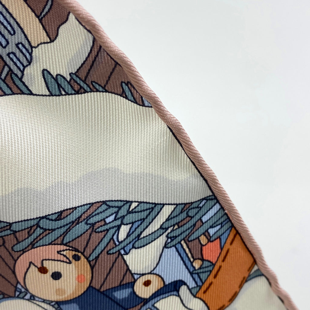 エルメス プチ カレ Noel au 24 Faubourg フォーブル24番地のクリスマス スカーフ シルク ホワイト ピンク マルチカラー レディース 【中古】brbag