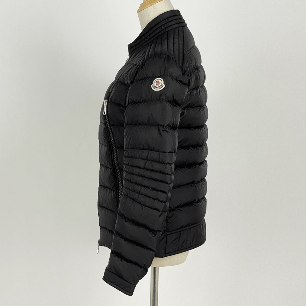 モンクレール Amiot ダウンジャケット エミオット ショート アウター ダウンジャケット ブラック レディース 【中古】brapp