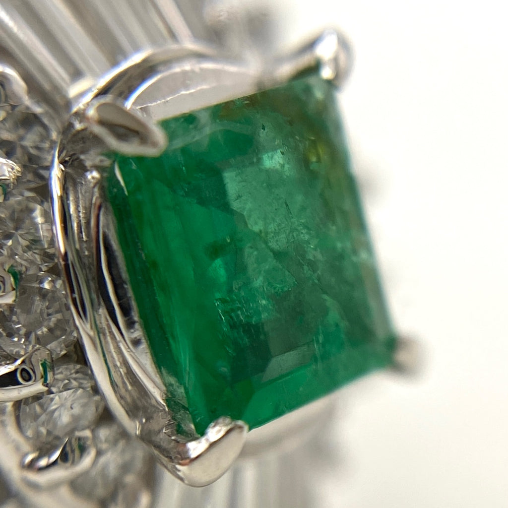 【状態良好】 エメラルド リング プラチナ 指輪 メレダイヤ 13.5号 Pt900 ダイヤモンド レディース 【中古】nbjwl