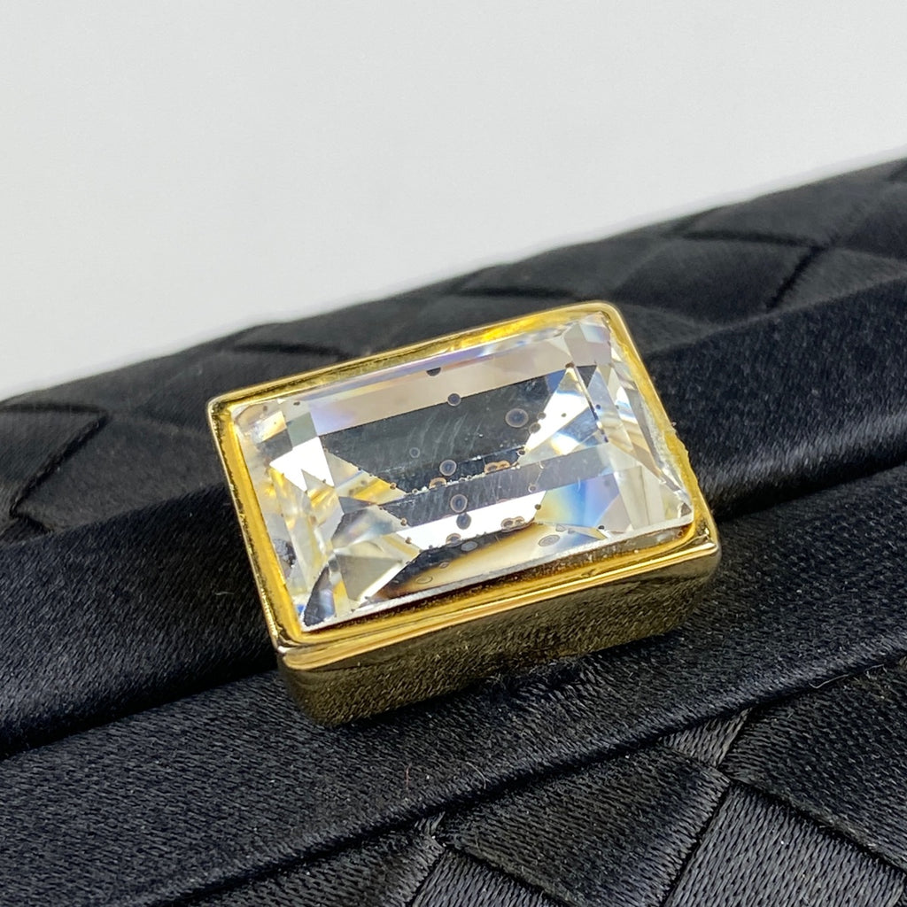 ボッテガヴェネタ イントレチャート ポーチ パーティーバッグ アクセサリーポーチ サテン ブラック レディース 【中古】brbag