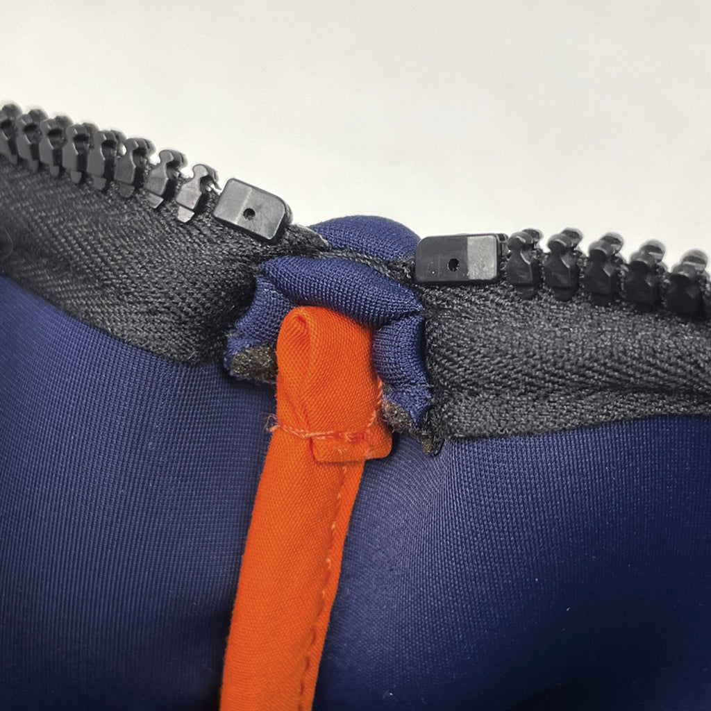 エルメス ネオバン ウェーブ PM メイク コスメ 小物入れ パンチング 化粧ポーチ ナイロン ネイビー レディース 【中古】brbag