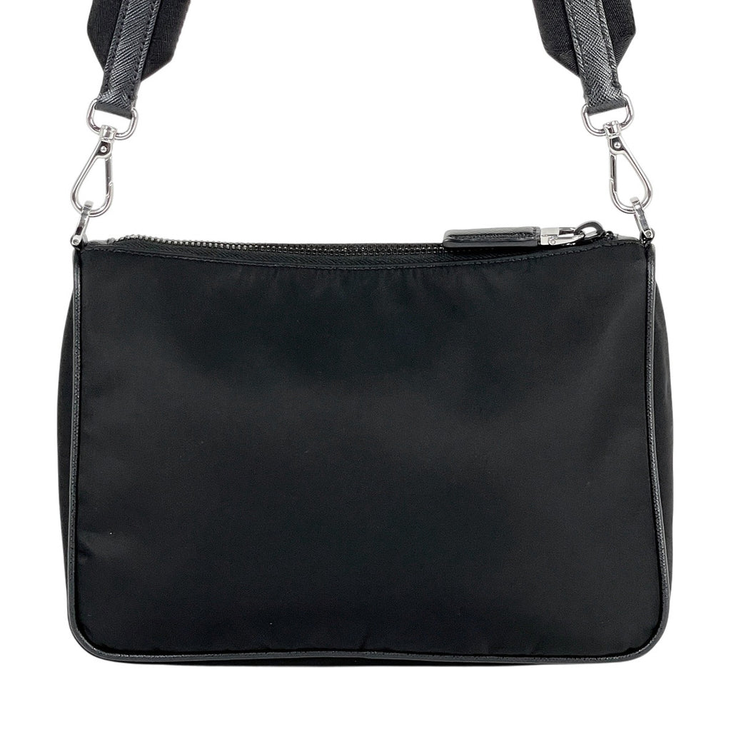 プラダ ロゴプレート ショルダーバッグ 斜め掛け RE NYLON ショルダーバッグ ナイロン ネロ(ブラック) レディース 【中古】brbag