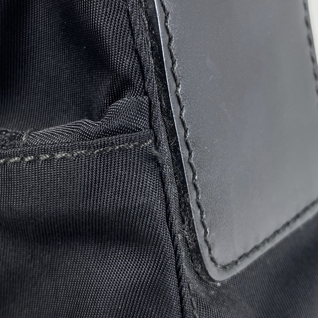 プラダ ロゴプレート ショルダーバッグ 斜め掛け ショルダーバッグ ナイロン ネロ(ブラック) レディース 【中古】brbag