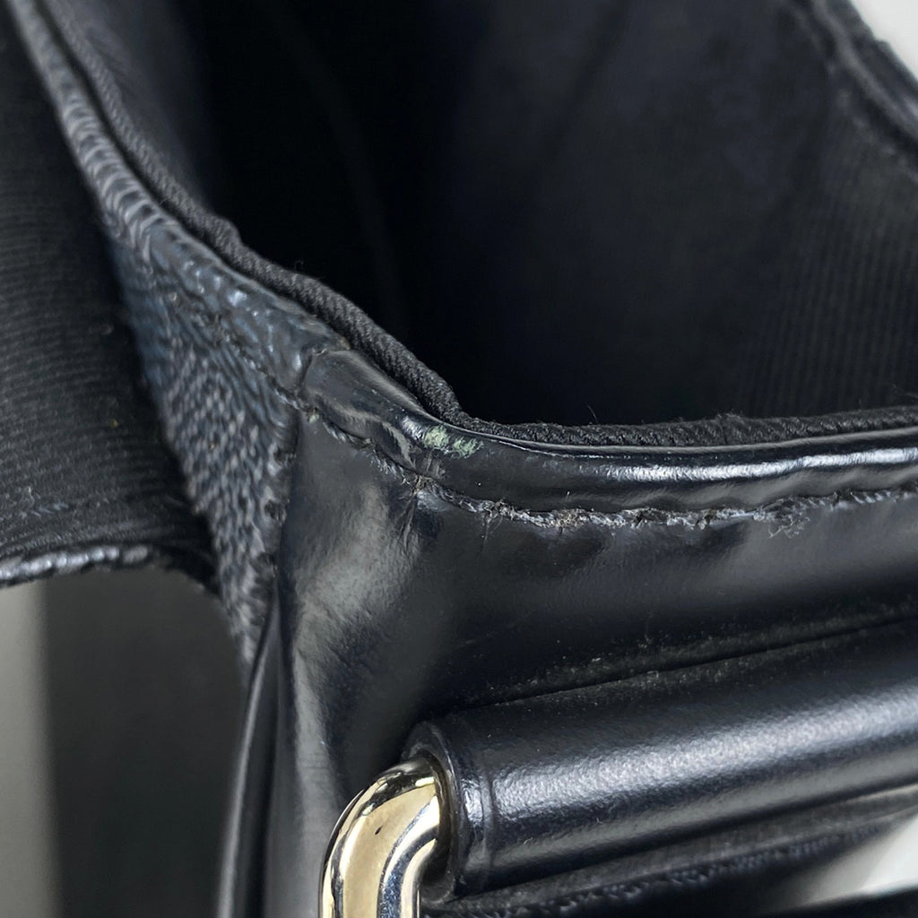 ルイ・ヴィトン ディストリクト PM NM 斜め掛け ショルダーバッグ ダミエグラフィット ノワール(ブラック) N41028 メンズ 【中古】brbag