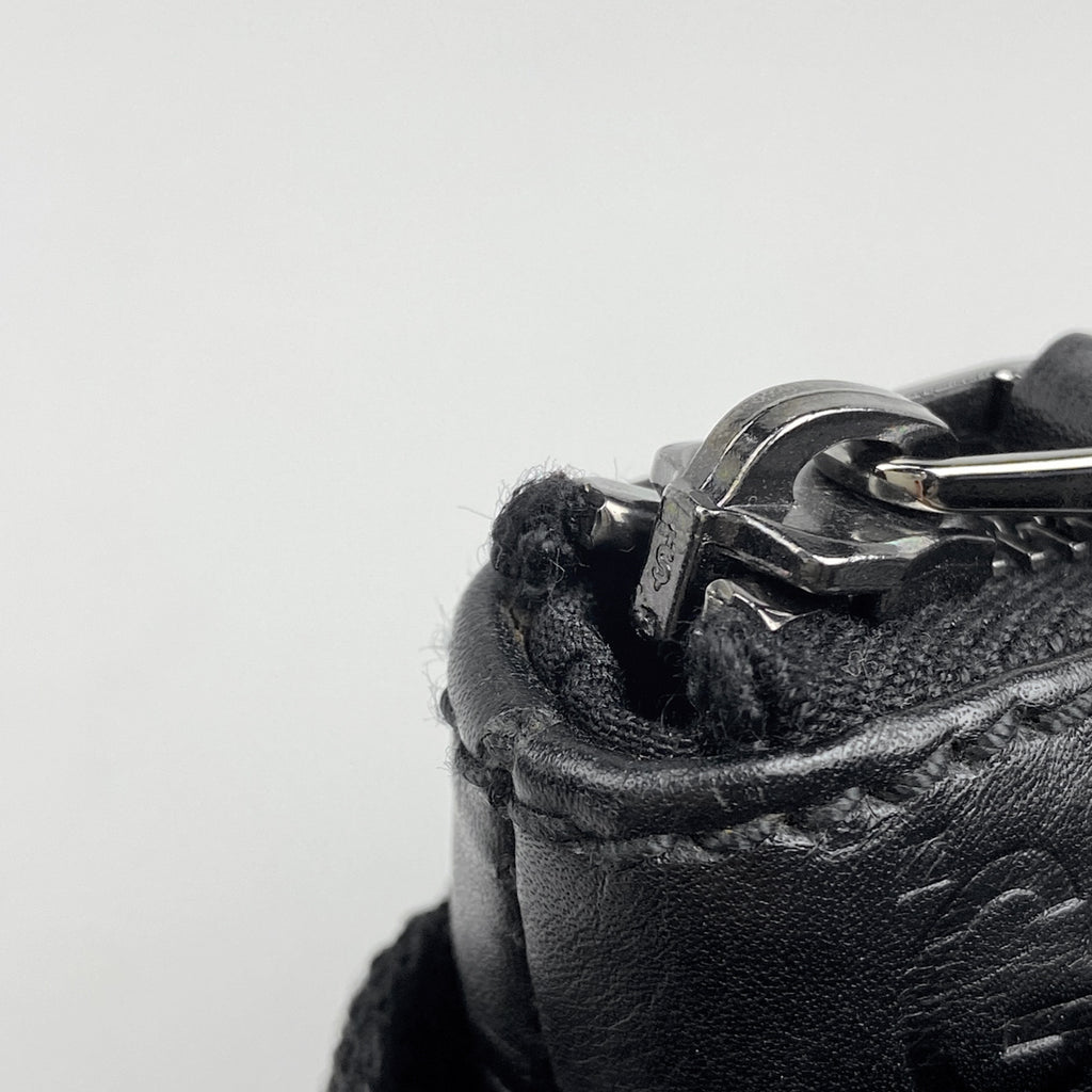 グッチ GG柄 ウエストバッグ シグネチャー ウエストポーチ ボディバッグ ボディバッグ シマレザー ブラック 162916 レディース 【中古】brbag