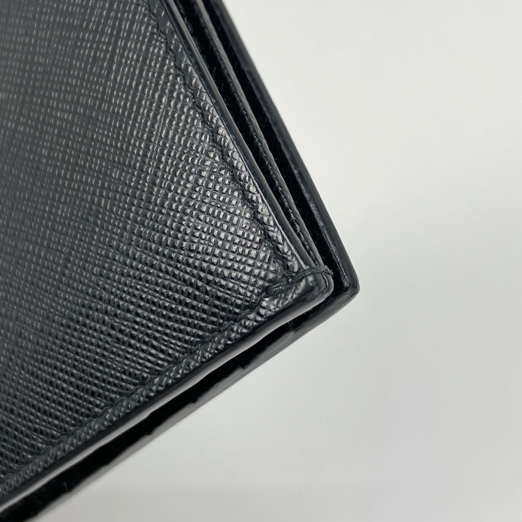 プラダ ロゴ 二つ折り 長財布 ドキュメントホルダー 札入れ 長財布 サフィアーノレザー ネロ(ブラック) 2MV341 メンズ 【中古】brbag