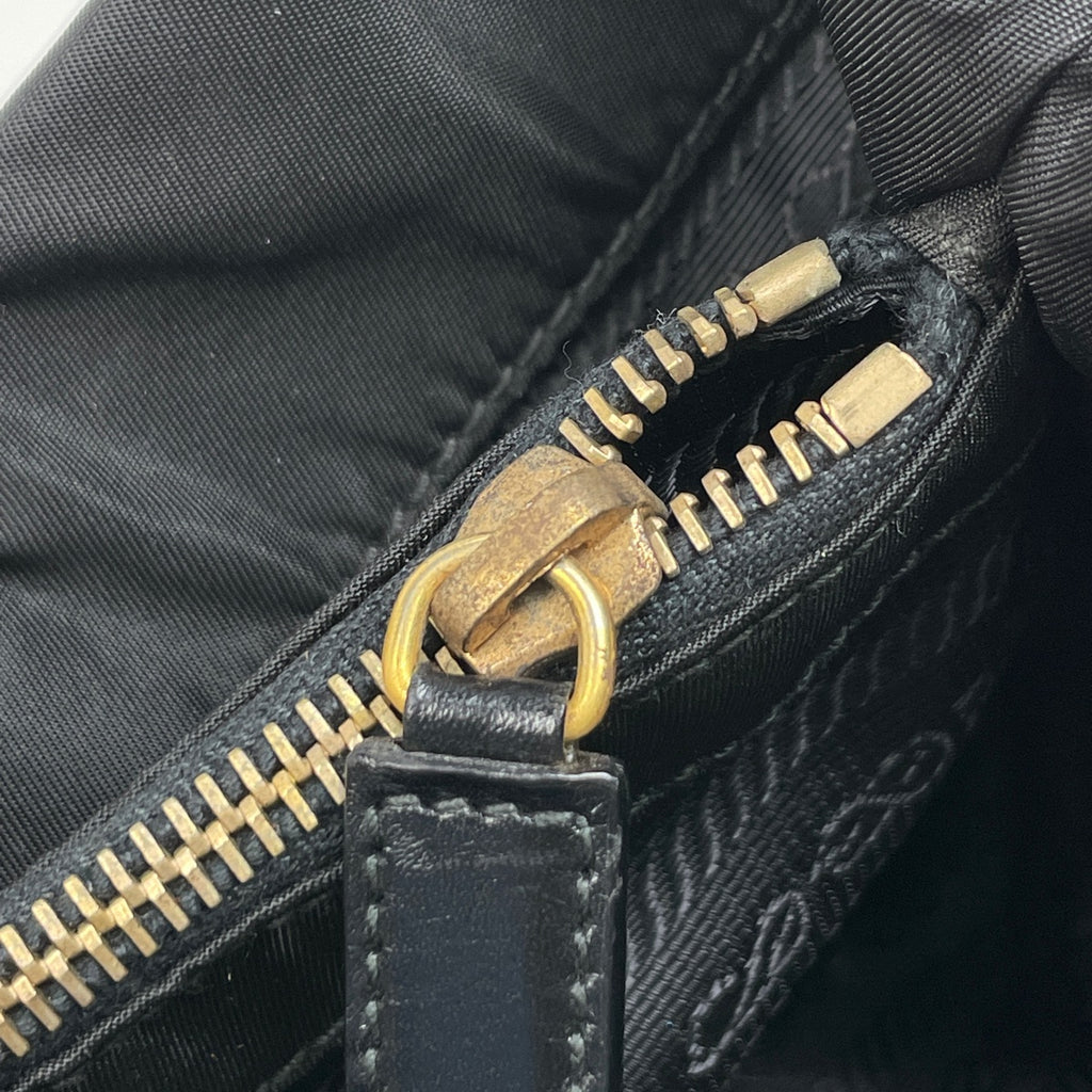 プラダ ロゴプレート トートバッグ ハンドバッグ トートバッグ ナイロン ネロ(ブラック) レディース 【中古】brbag