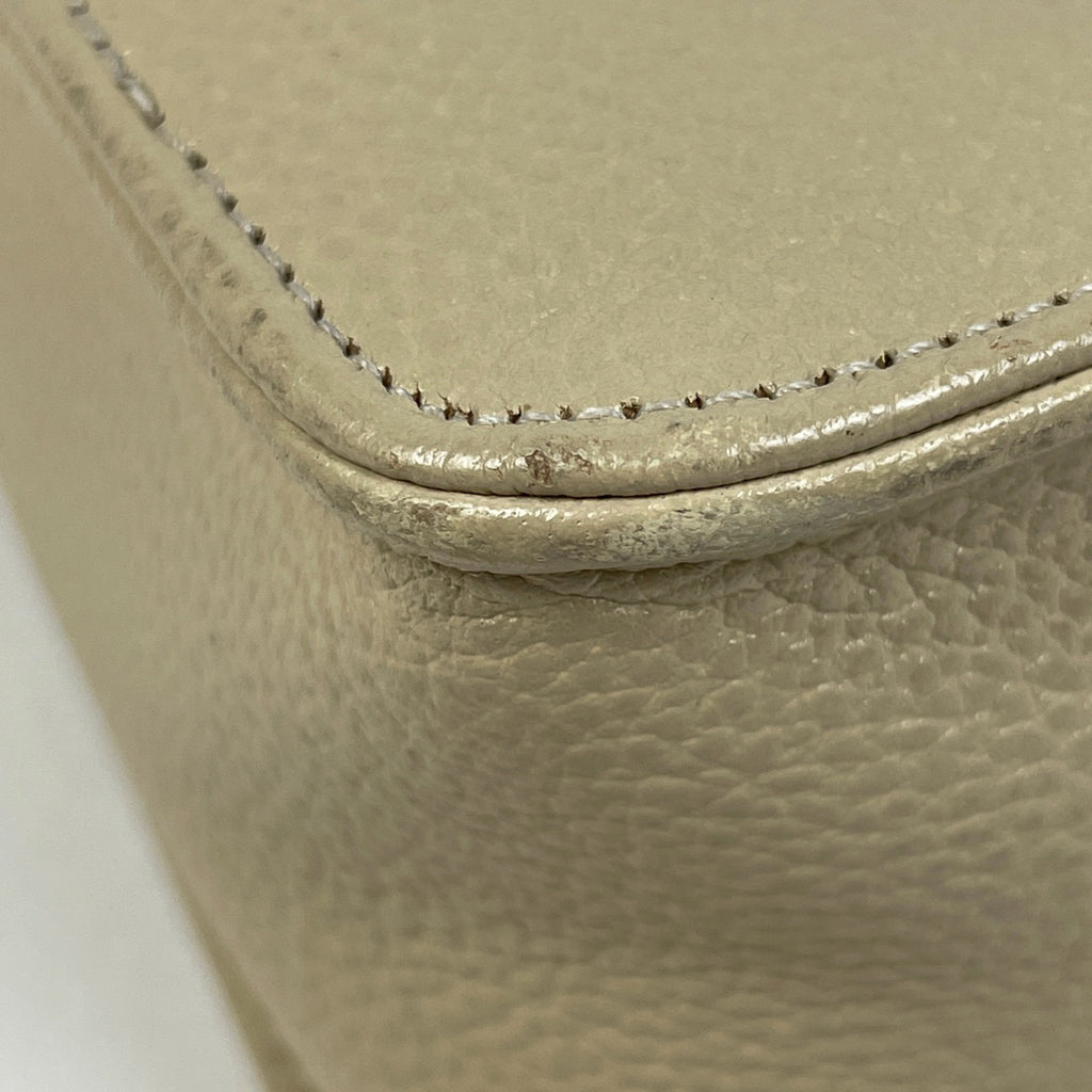 イヴ・サンローラン ロゴ ショルダーバッグ 斜め掛け ショルダーバッグ レザー アイボリー レディース 【中古】brbag