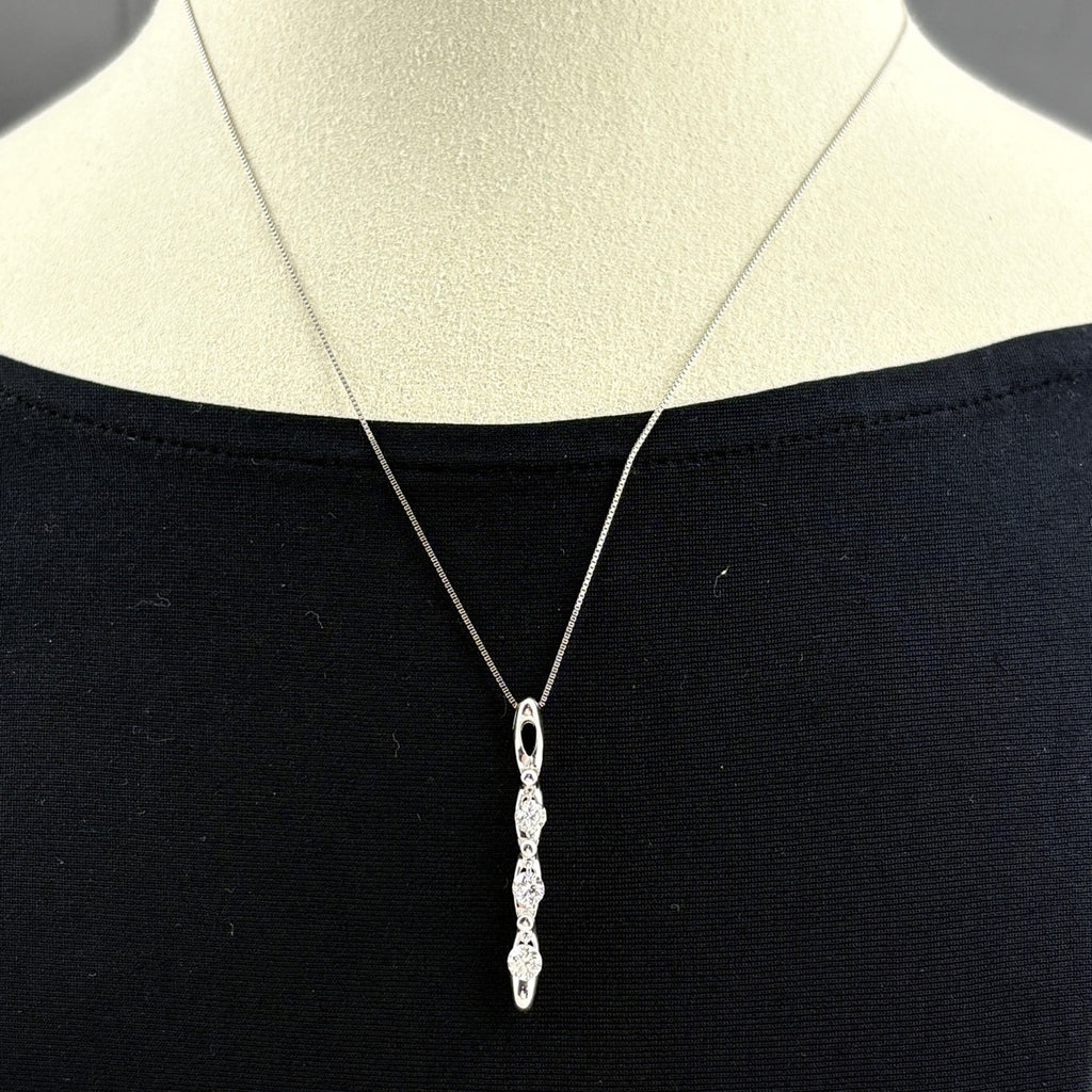 メレダイヤ デザインネックレス プラチナ ペンダント ネックレス Pt900 Pt850 ダイヤモンド レディース 【中古】nbjwl