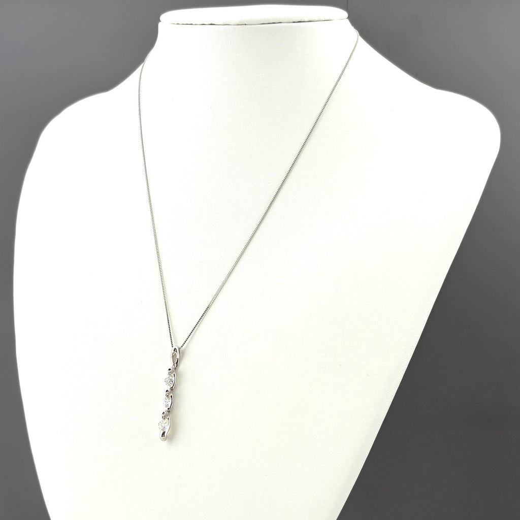 メレダイヤ デザインネックレス プラチナ ペンダント ネックレス Pt900 Pt850 ダイヤモンド レディース 【中古】nbjwl
