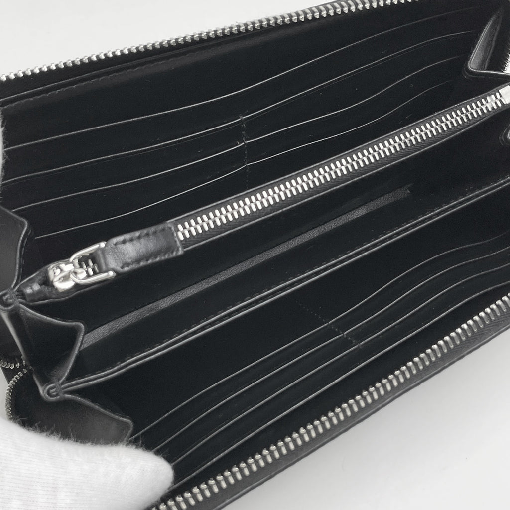 プラダ ロゴプレート ラウンドファスナー 長財布 札入れ 小銭入れ 長財布 レザー ネロ(ブラック) レディース 【中古】brbag