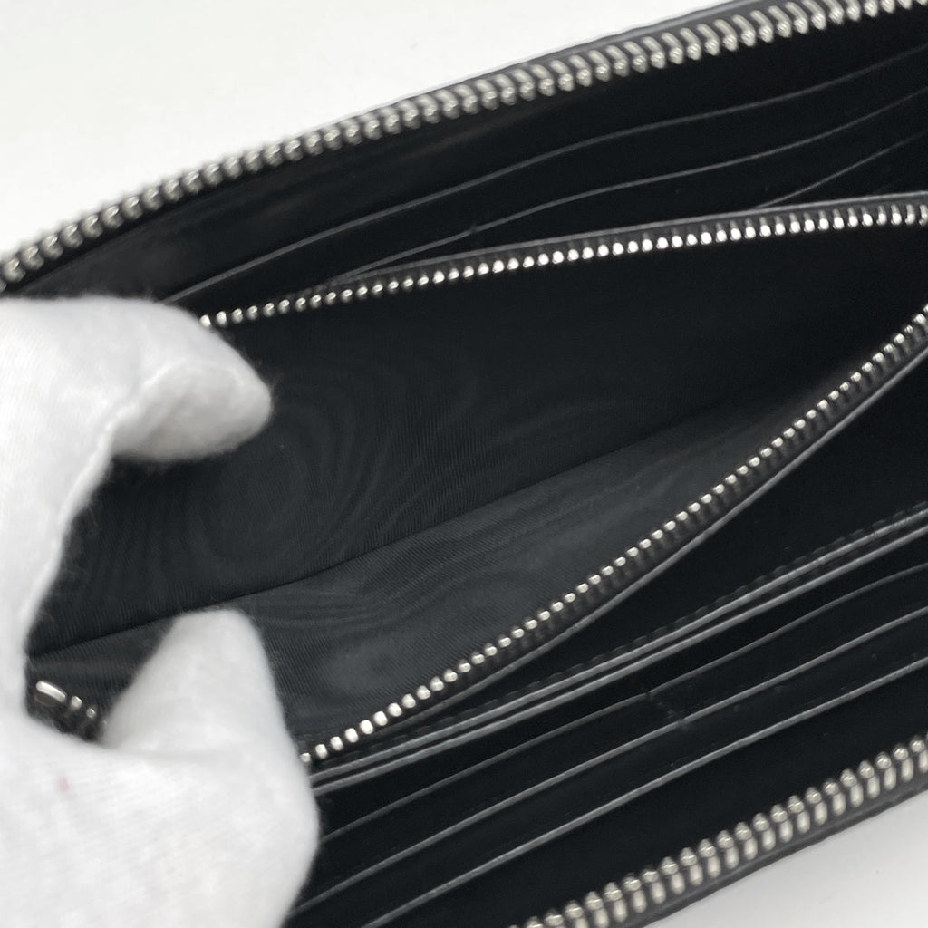 プラダ ロゴプレート ラウンドファスナー 長財布 札入れ 小銭入れ 長財布 レザー ネロ(ブラック) レディース 【中古】brbag