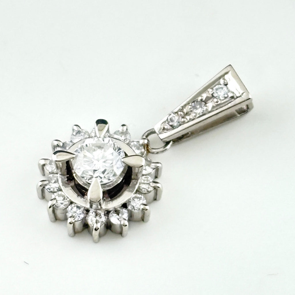 メレダイヤ ペンダントトップ プラチナ ペンダントトップ Pt900 ダイヤモンド レディース ノンブランドジュエリー 【中古】nbjwl