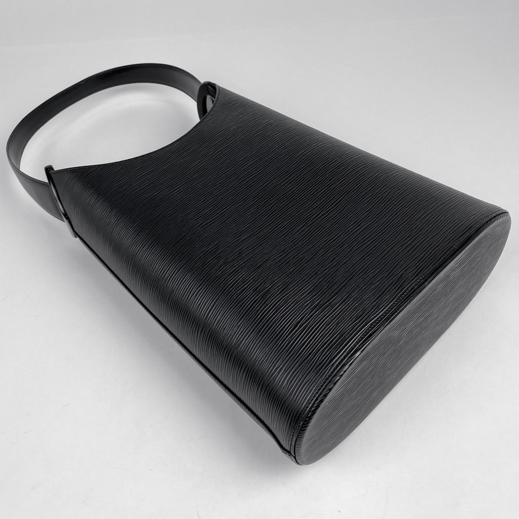 ルイ・ヴィトン ヴェルソー ワンショルダー ハンドバッグ ショルダーバッグ エピ ノワール(ブラック) M52812 レディース 【中古】brbag