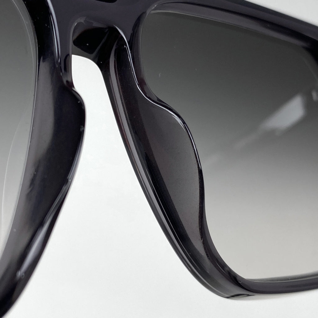 ルイ・ヴィトン LV ライズ サングラス モノグラム アイウェア グラデーション サングラス プラスチック メタル ブラック シルバー Z2209E メンズ 【中古】brbag