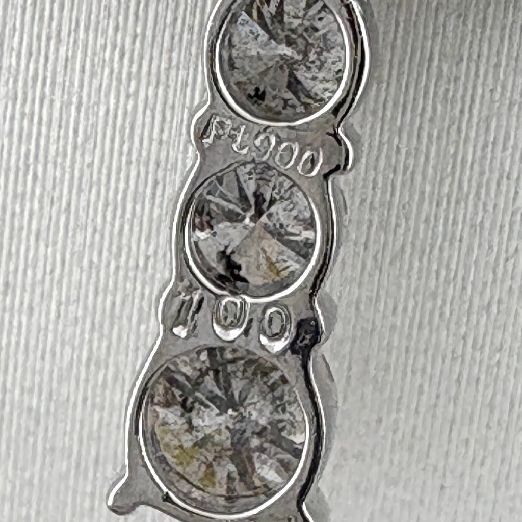 クロスモチーフ ネックレス プラチナ ペンダント メレダイヤ 十字架 ネックレス Pt900 Pt850 ダイヤモンド レディース 【中古】nbjwl