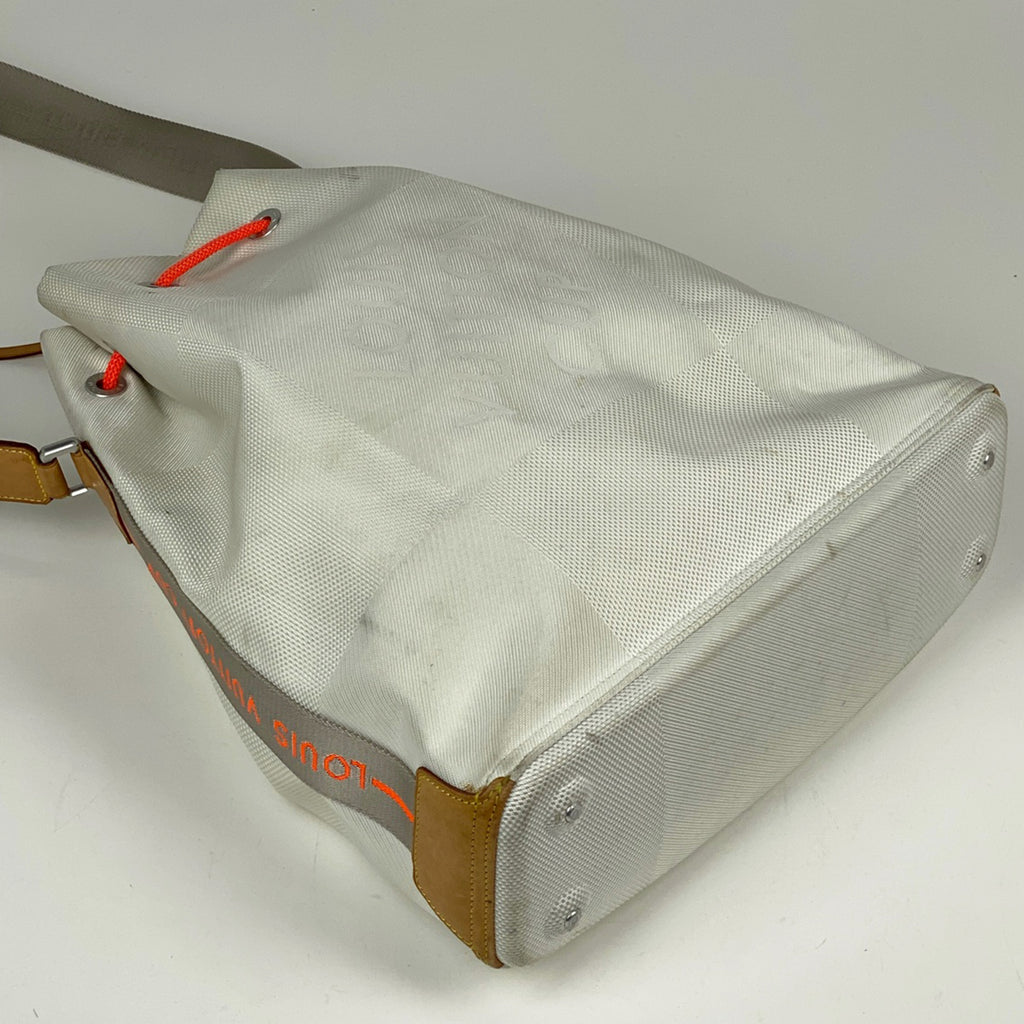 ルイ・ヴィトン ボランティア 2003年 ヴィトンカップ ショルダーバッグ ダミエジェアン ホワイト M80634 メンズ 【中古】brbag