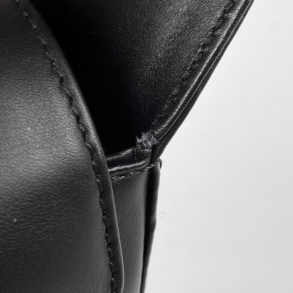 サルヴァトーレフェラガモ ロゴ ショルダーバッグ ワンショルダー ショルダーバッグ レザー ブラック レディース 【中古】brbag