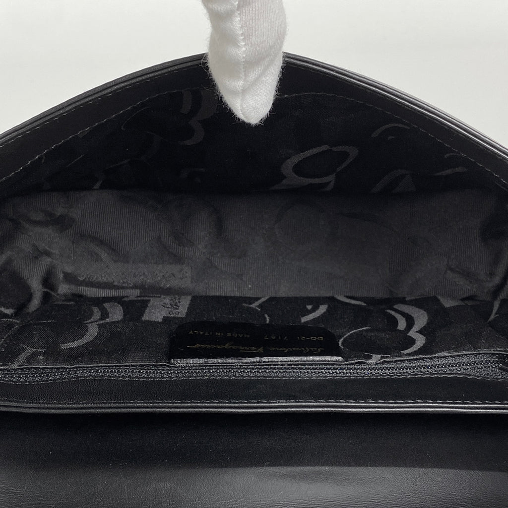 サルヴァトーレフェラガモ ロゴ ショルダーバッグ ワンショルダー ショルダーバッグ レザー ブラック レディース 【中古】brbag