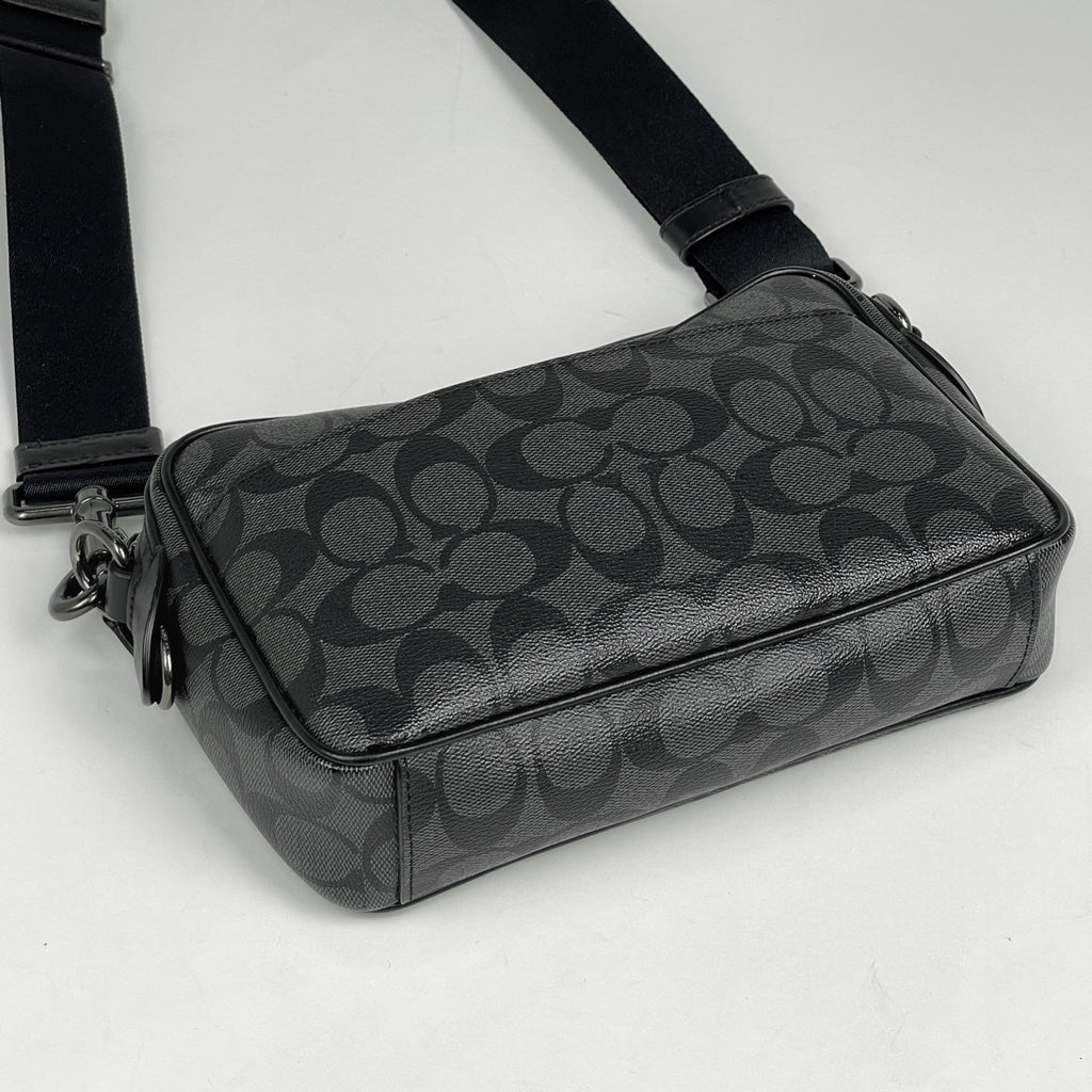 コーチ シグネチャー ショルダーバッグ ロゴ 斜め掛け ショルダーバッグ コーティングキャンバス ブラック F50715 レディース 【中古】brbag