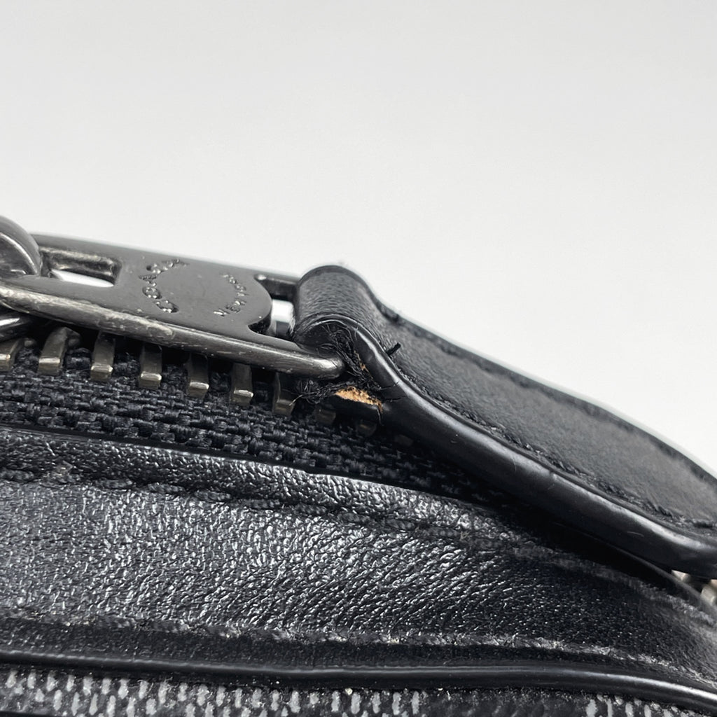 コーチ シグネチャー ショルダーバッグ ロゴ 斜め掛け ショルダーバッグ コーティングキャンバス ブラック F50715 レディース 【中古】brbag