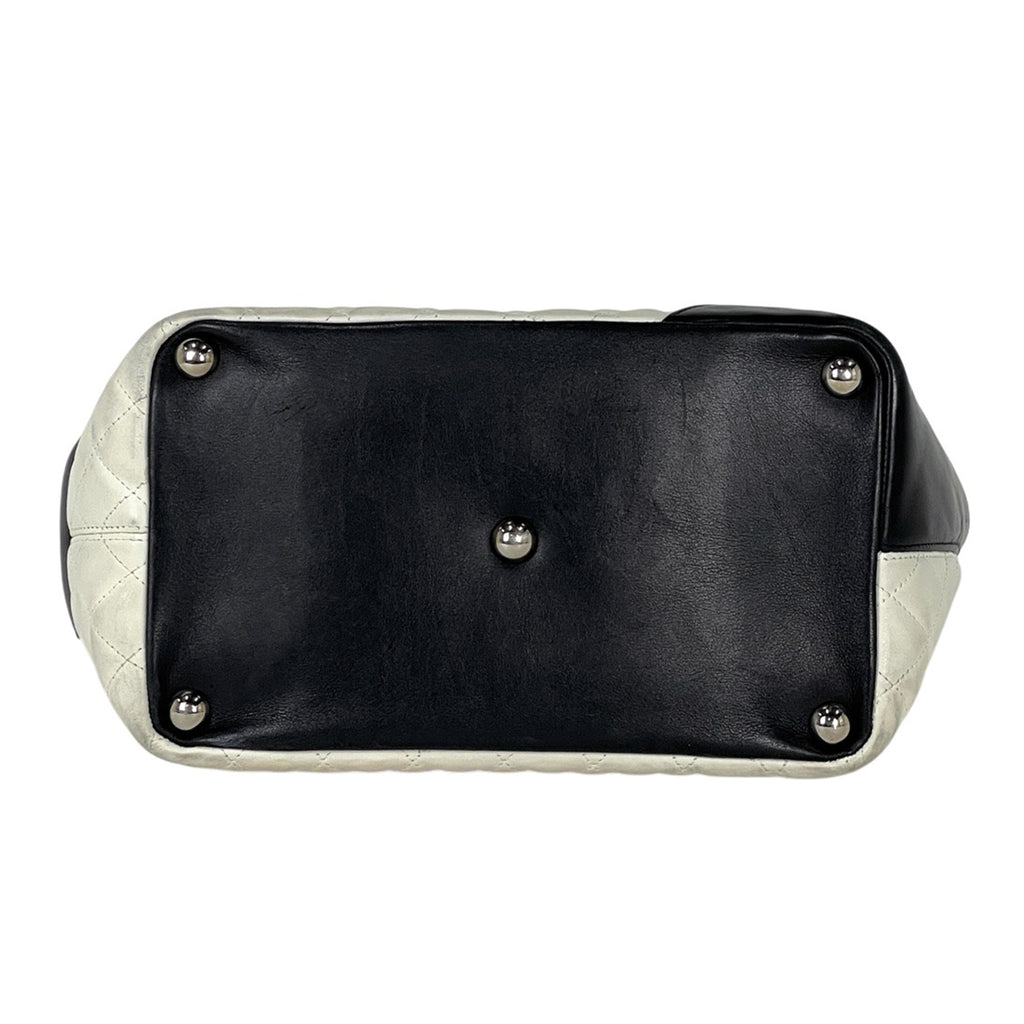 シャネル カンボンライン トートバッグ ココマーク マトラッセ ショルダーバッグ トートバッグ レザー ホワイト ブラック レディース 【中古】brbag