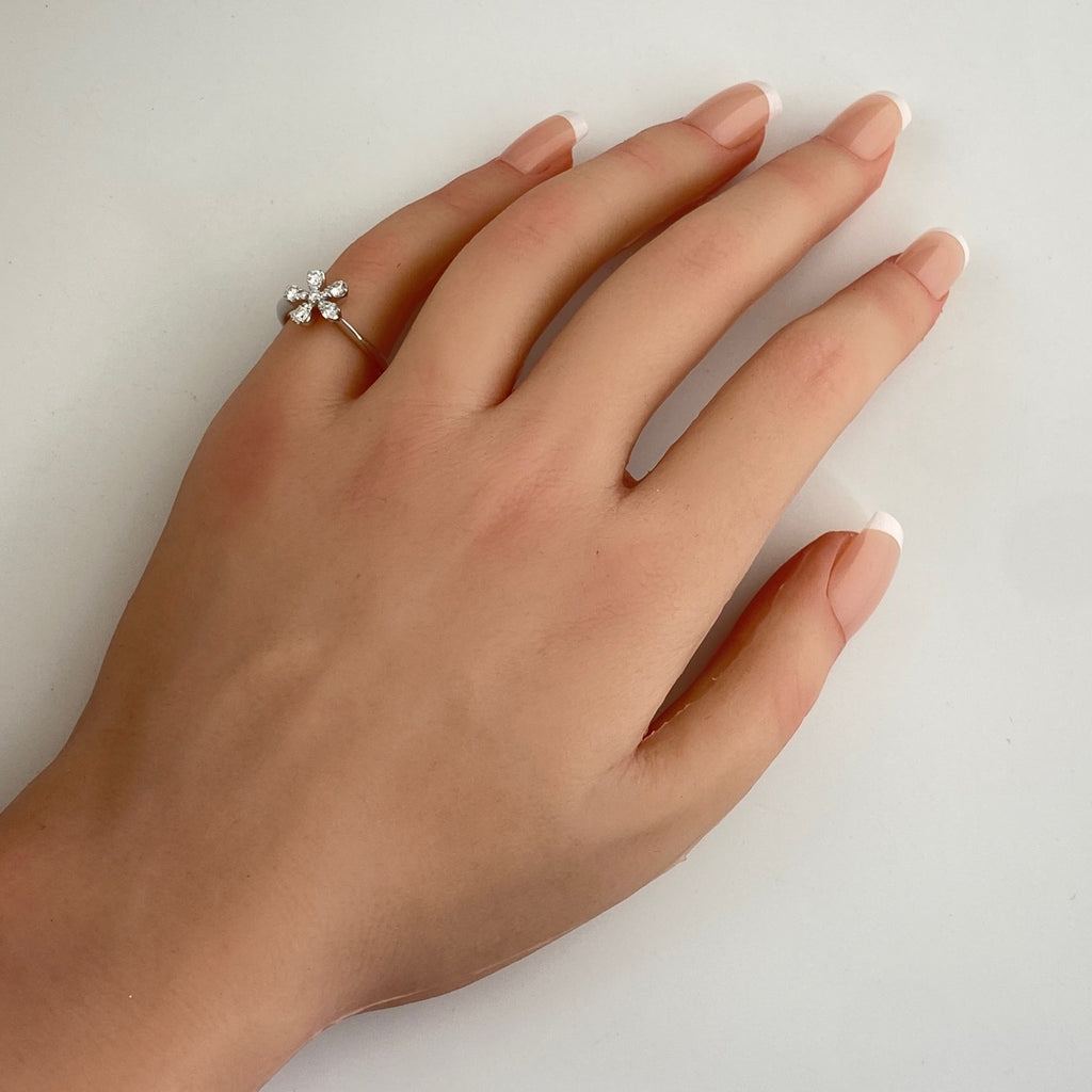 フラワーモチーフ デザインリング WG ホワイトゴールド 指輪 メレダイヤ 花 リング 11号 K18 WG ダイヤモンド レディース 【中古】nbjwl