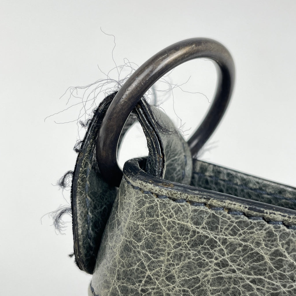 バレンシアガ ザ シティ 2WAY ショルダーバック カーキ ハンドバッグ レザー グリーンベージュ 213048 レディース 【中古】brbag