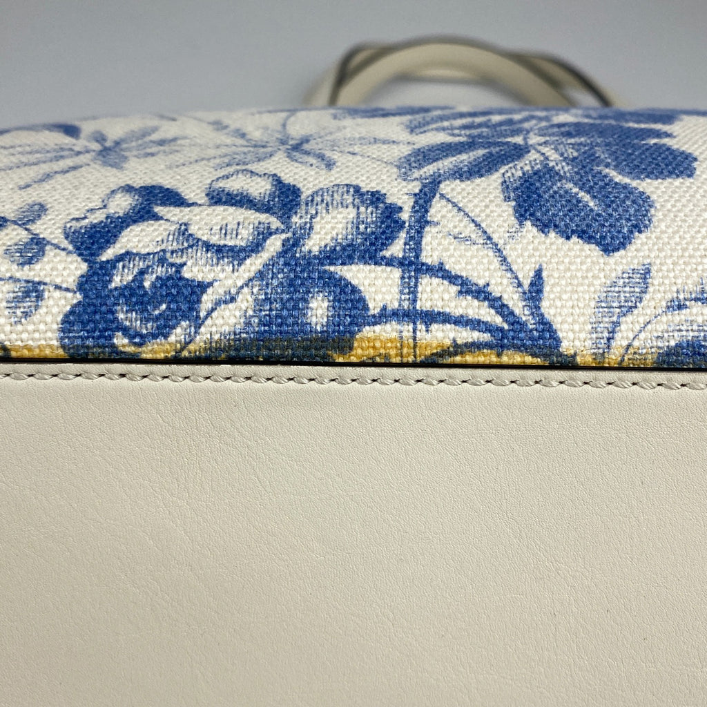 グッチ ハーバリウム トートバッグ ハンドバッグ 花柄 GGリボン トートバッグ GGキャンバス オフホワイト 432684 レディース 【中古】brbag