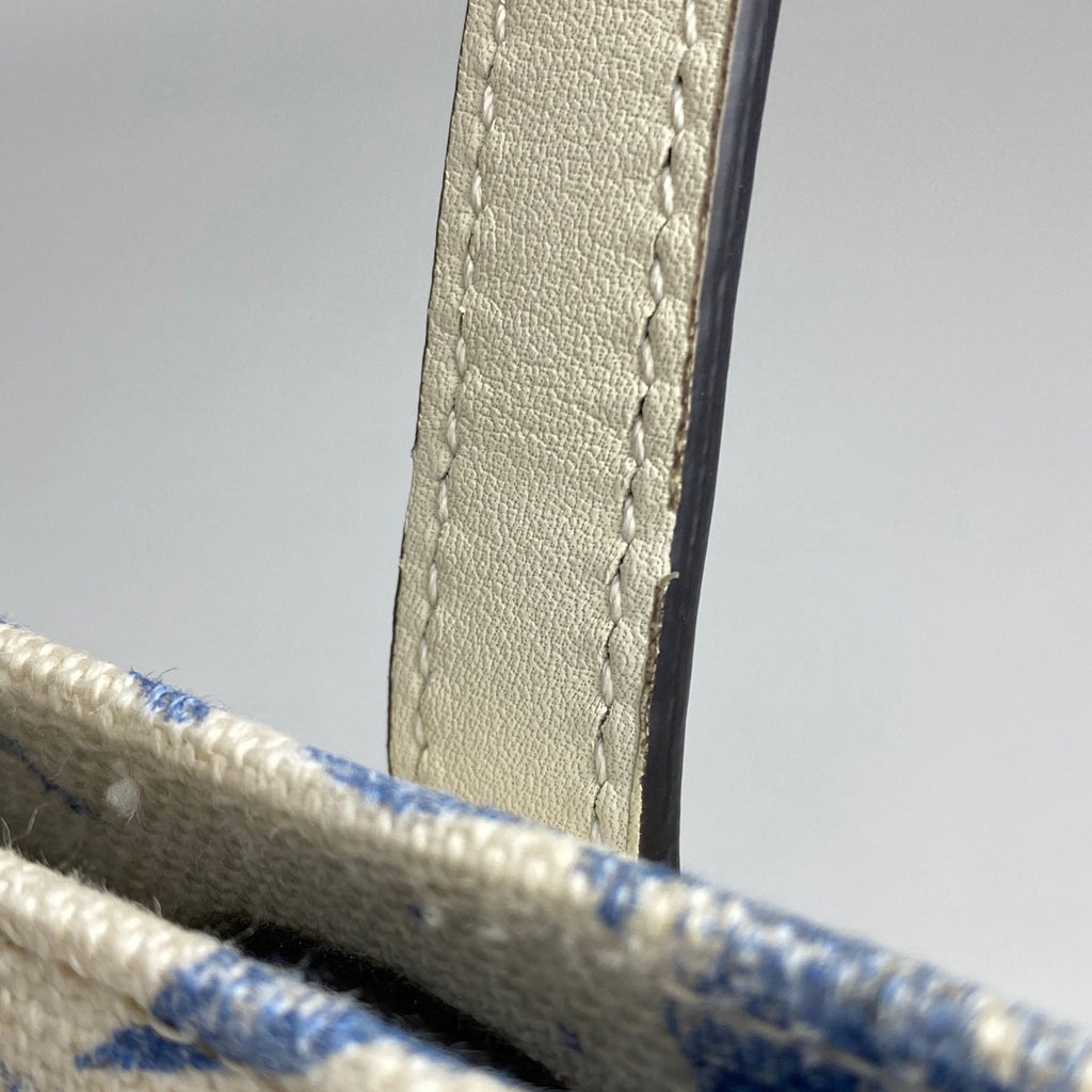 グッチ ハーバリウム トートバッグ ハンドバッグ 花柄 GGリボン トートバッグ GGキャンバス オフホワイト 432684 レディース 【中古】brbag