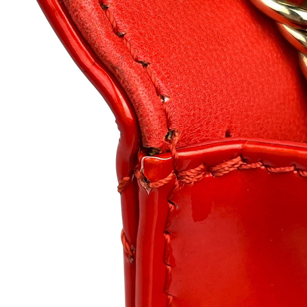 シャネル ココマーク チェーン ショルダーバッグ マトラッセ エナメル ショルダーバッグ パテントレザー レッド レディース 【中古】brbag