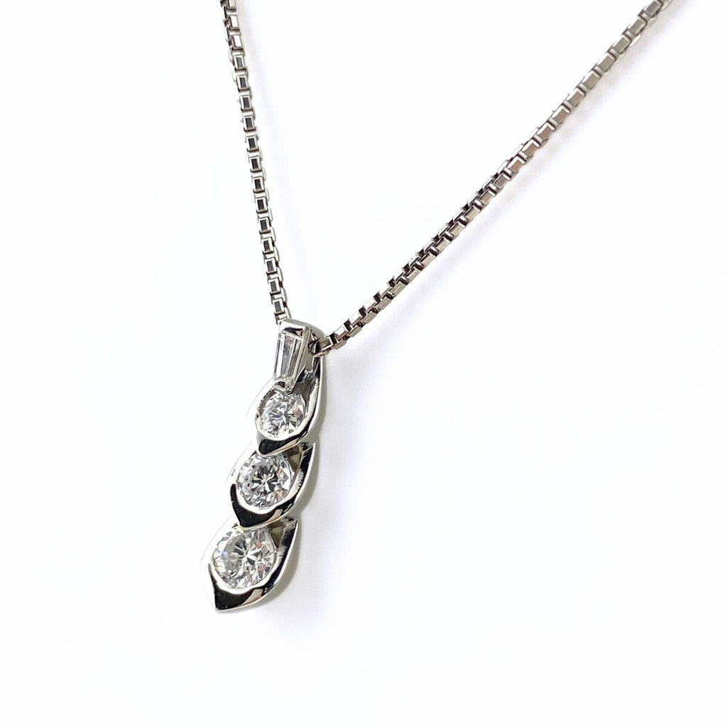 メレダイヤ デザインネックレス プラチナ ペンダント ネックレス Pt850 ダイヤモンド レディース 【中古】nbjwl