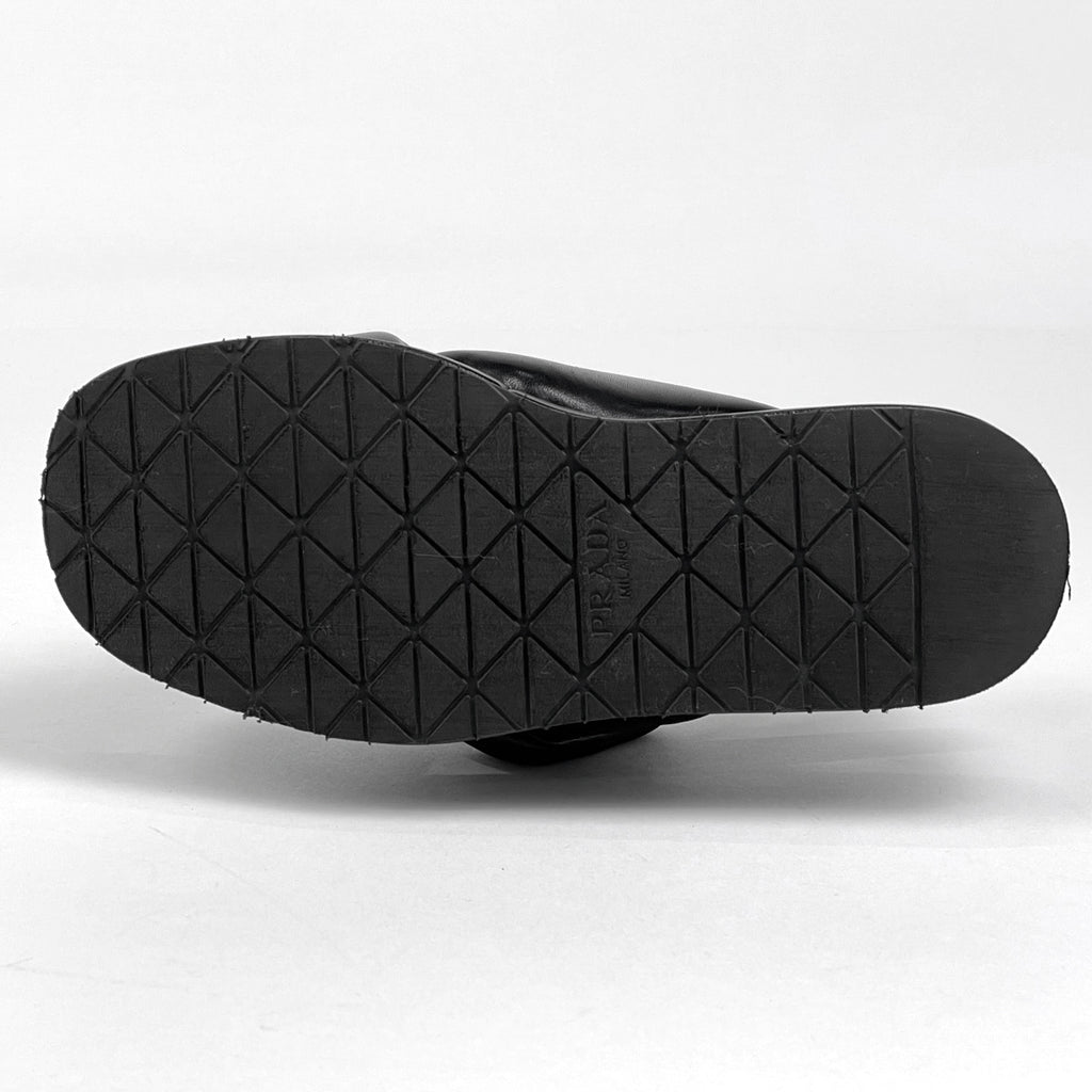 プラダ トライアングルロゴ サンダル ロゴプレート 厚底 靴 サンダル レザー ブラック レディース 【中古】brapp