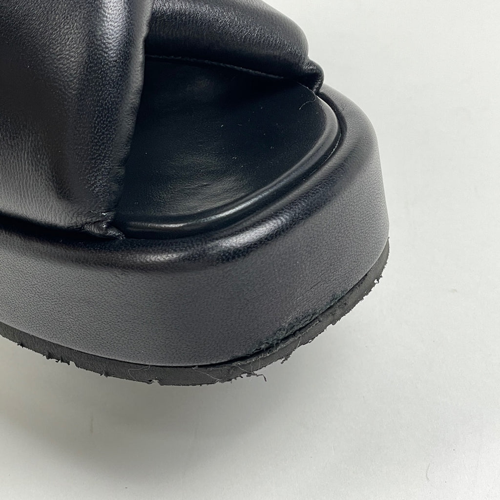 プラダ トライアングルロゴ サンダル ロゴプレート 厚底 靴 サンダル レザー ブラック レディース 【中古】brapp