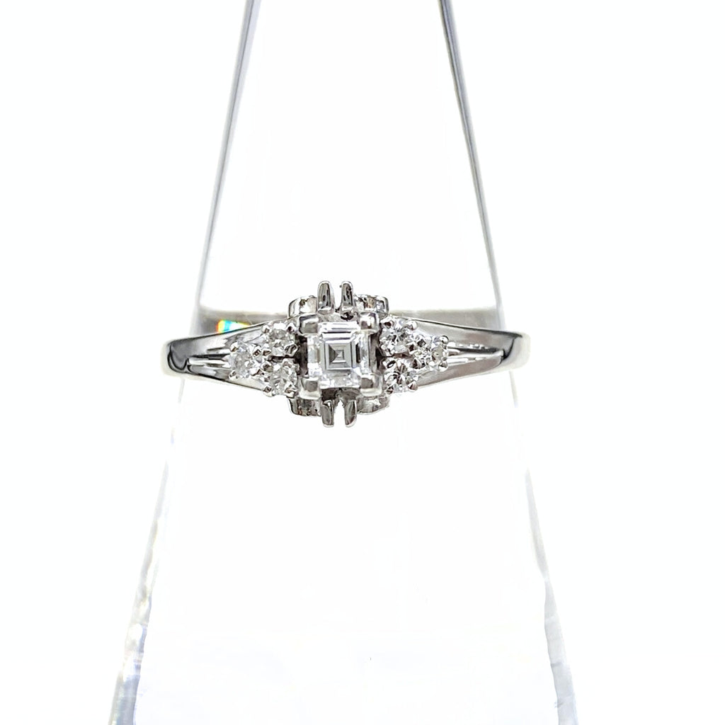 【状態良好】 メレダイヤ リング プラチナ 指輪 18号 Pt900 ダイヤモンド レディース 【中古】nbjwl