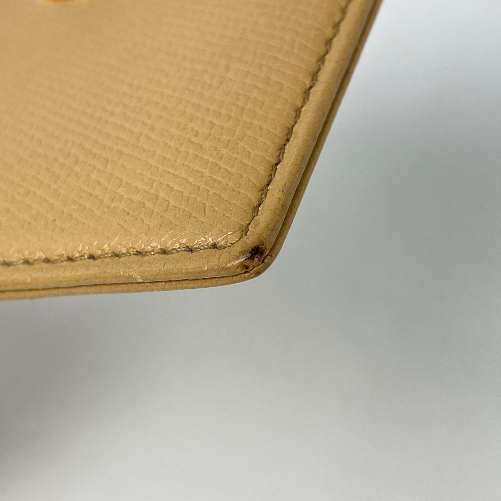 シャネル ココボタン カードケース ココマーク カード入れ カードケース レザー ベージュ レディース 【中古】brbag