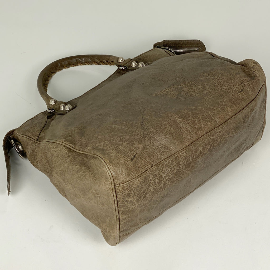 バレンシアガ ザ ジャイアント ヴェロ ハンドバッグ 2WAY ショルダーバッグ ハンドバッグ レザー ベージュ 282010 レディース 【中古】brbag