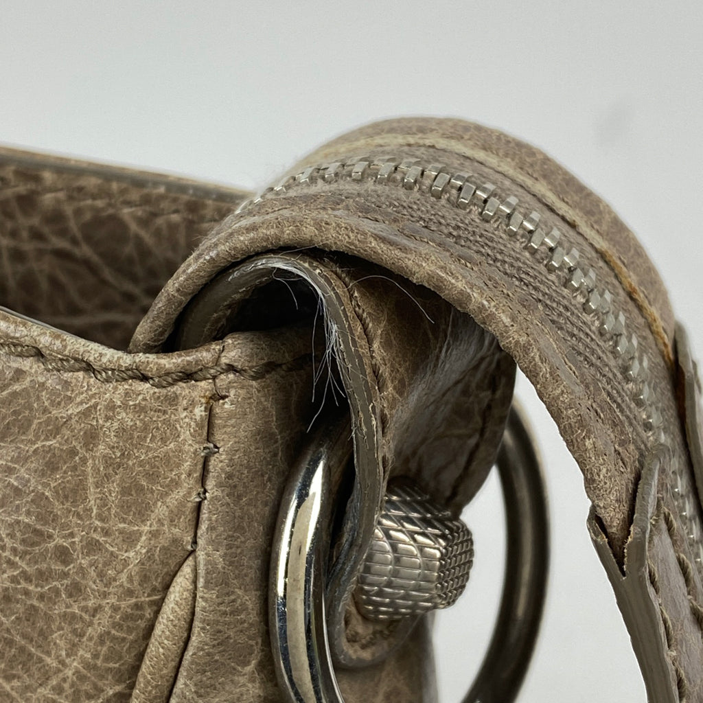 バレンシアガ ザ ジャイアント ヴェロ ハンドバッグ 2WAY ショルダーバッグ ハンドバッグ レザー ベージュ 282010 レディース 【中古】brbag