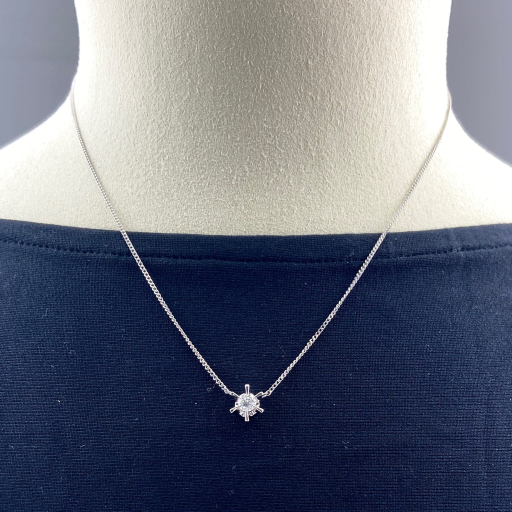 ダイヤモンド デザインネックレス プラチナ ペンダント ネックレス Pt900 Pt850 ダイヤモンド レディース 【中古】nbjwl