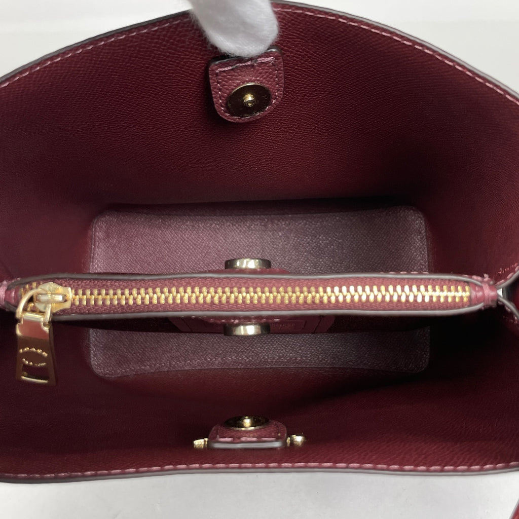 コーチ シグネチャー ハンドバッグ スモール タウン バケット 2WAY ショルダーバッグ ハンドバッグ コーティングキャンバス ブラウン レッド 2312 レディース 【中古】brbag