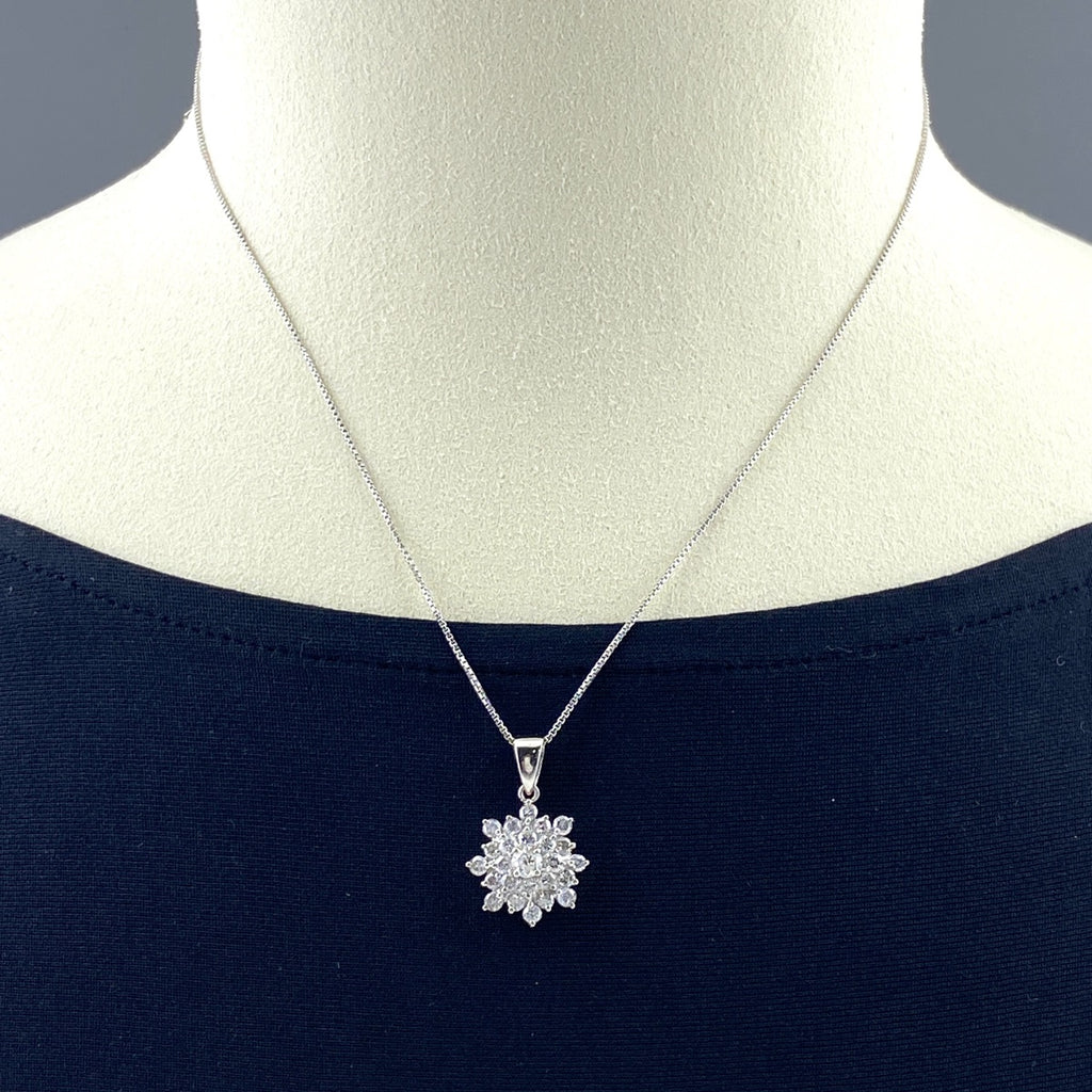 メレダイヤ デザインネックレス プラチナ ペンダント ネックレス Pt900 Pt850 ダイヤモンド レディース 【中古】nbjwl