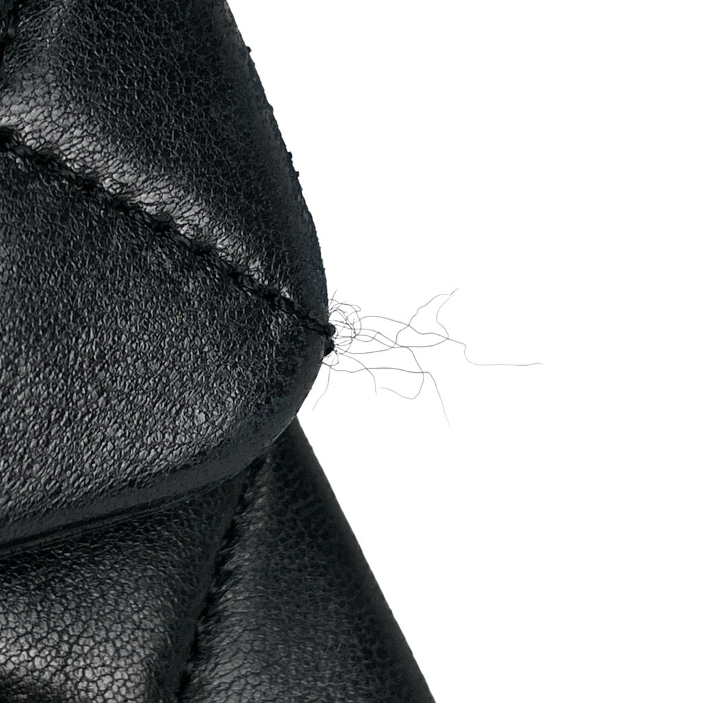 シャネル マトラッセ Wフラップ チェーン ショルダーバッグ ココマーク ショルダーバッグ レザー A01113 レディース 【中古】brbag