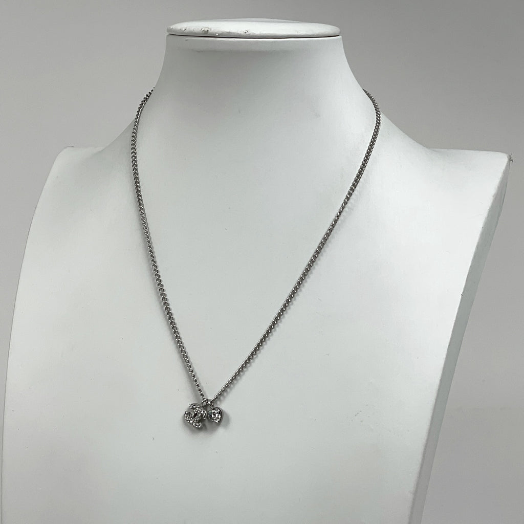 シャネル ココマーク ラインストーン ネックレス ハートモチーフ ネックレス シルバーメッキ シルバー レディース 【中古】bracc