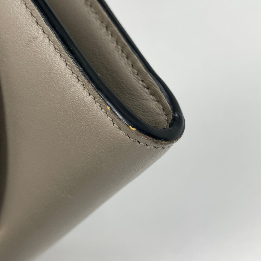 クロエ ジョージア 二つ折り 長財布 ロゴ ダブルフラップ 長財布 レザー グレージュ 3P0284 レディース 【中古】brbag