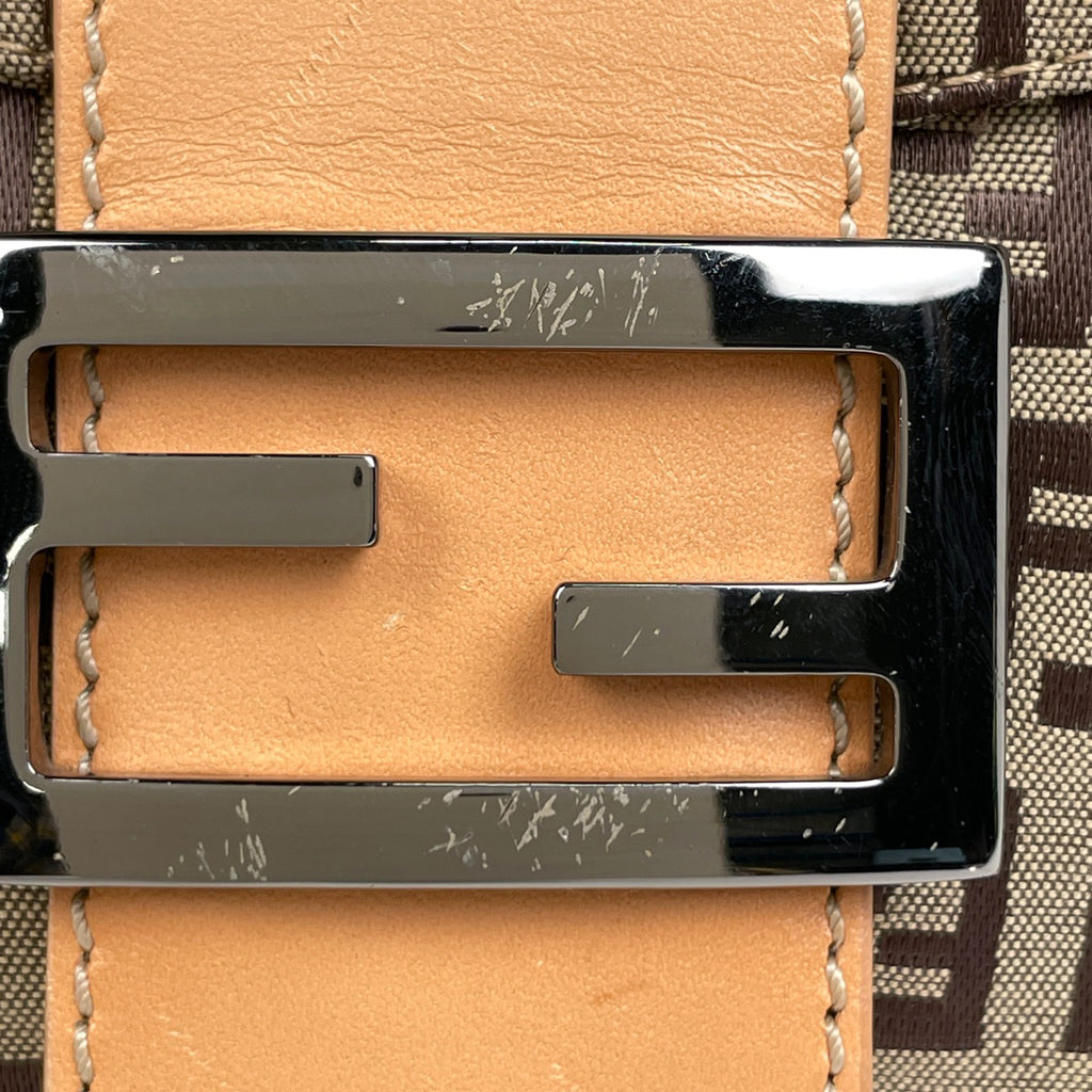 フェンディ ズッキーノ柄 ショルダーバッグ ロゴ ハンドバッグ マンマバゲット 肩掛け ショルダーバッグ キャンバス ベージュ レディース 【中古】brbag