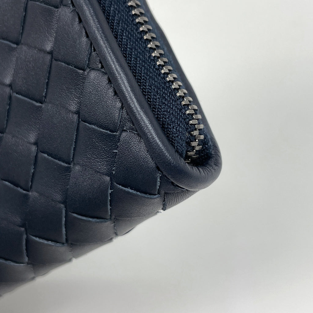 ボッテガヴェネタ イントレチャート 長財布 ラウンドファスナー ラウンドジップ 長財布 レザー ネイビー レディース 【中古】brbag