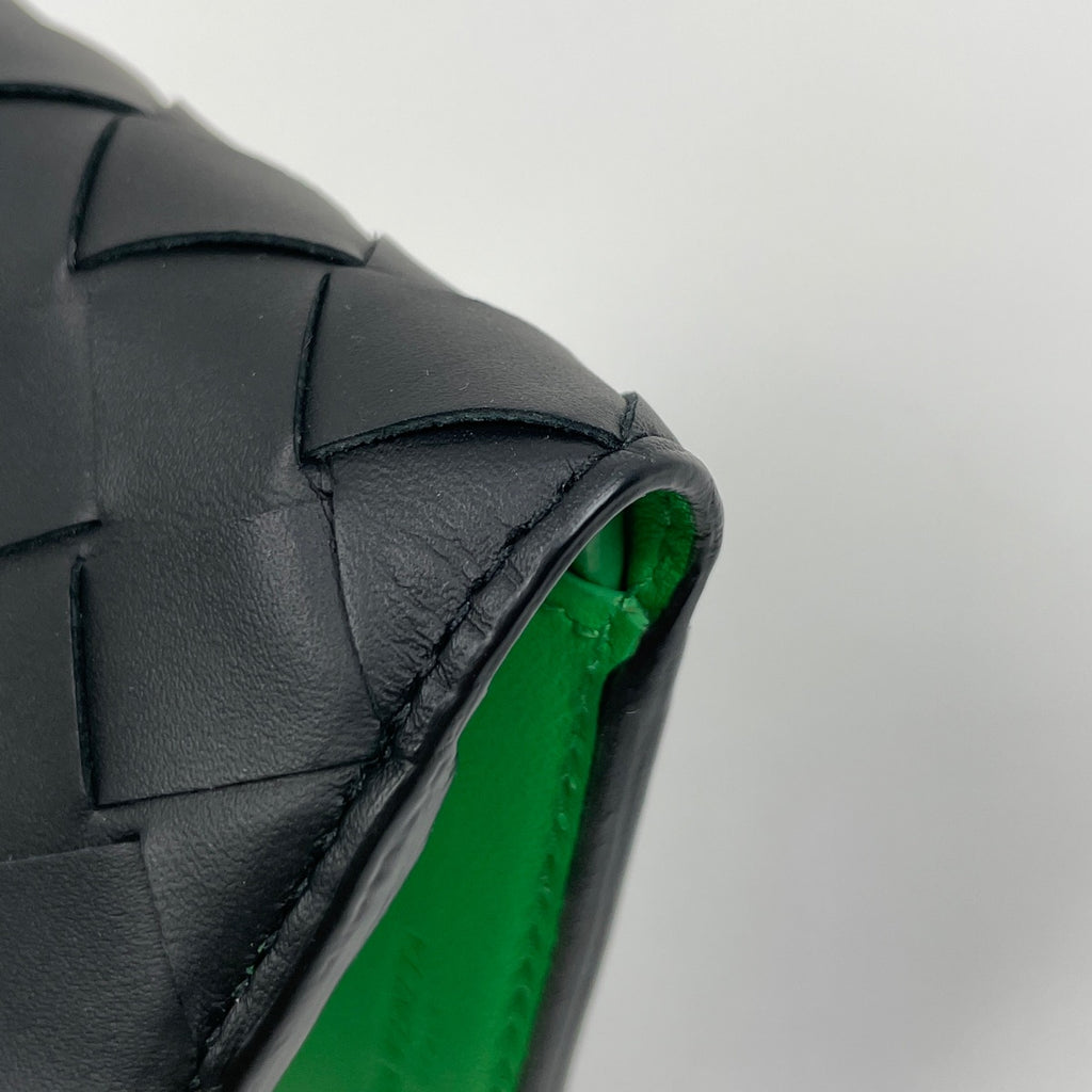 ボッテガヴェネタ イントレチャート 二つ折り財布 札入れ 小銭入れ 二つ折り財布 レザー ブラック 605722 レディース 【中古】brbag