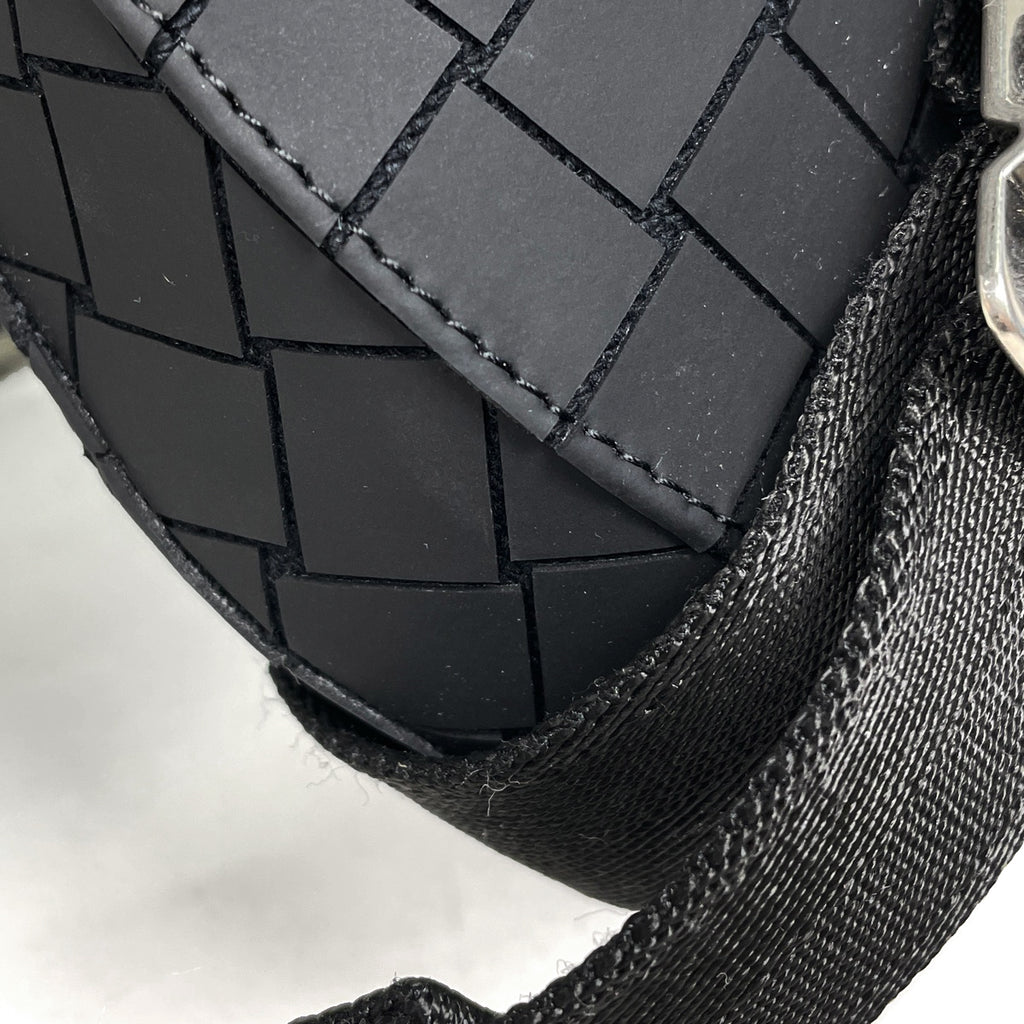 ボッテガヴェネタ イントレチャート ウエストバッグ ウエストポーチ ボディバッグ レザー ブラック レディース 【中古】brbag